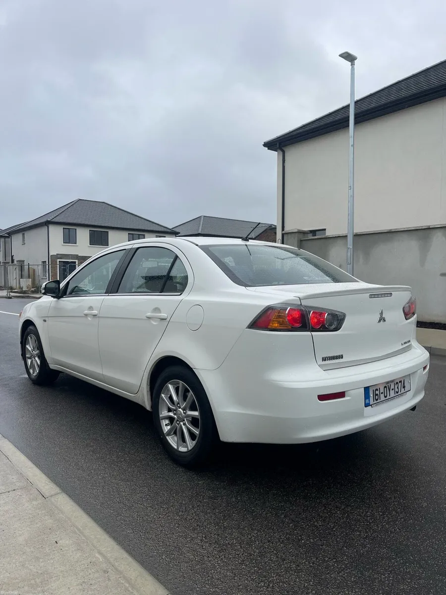 2016 Mitsubishi Lancer - Image 3