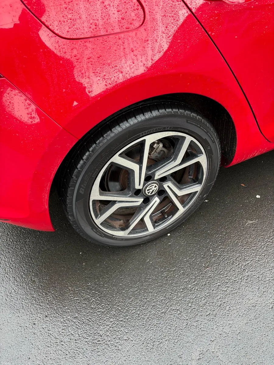 Volkswagen Golf - Image 3