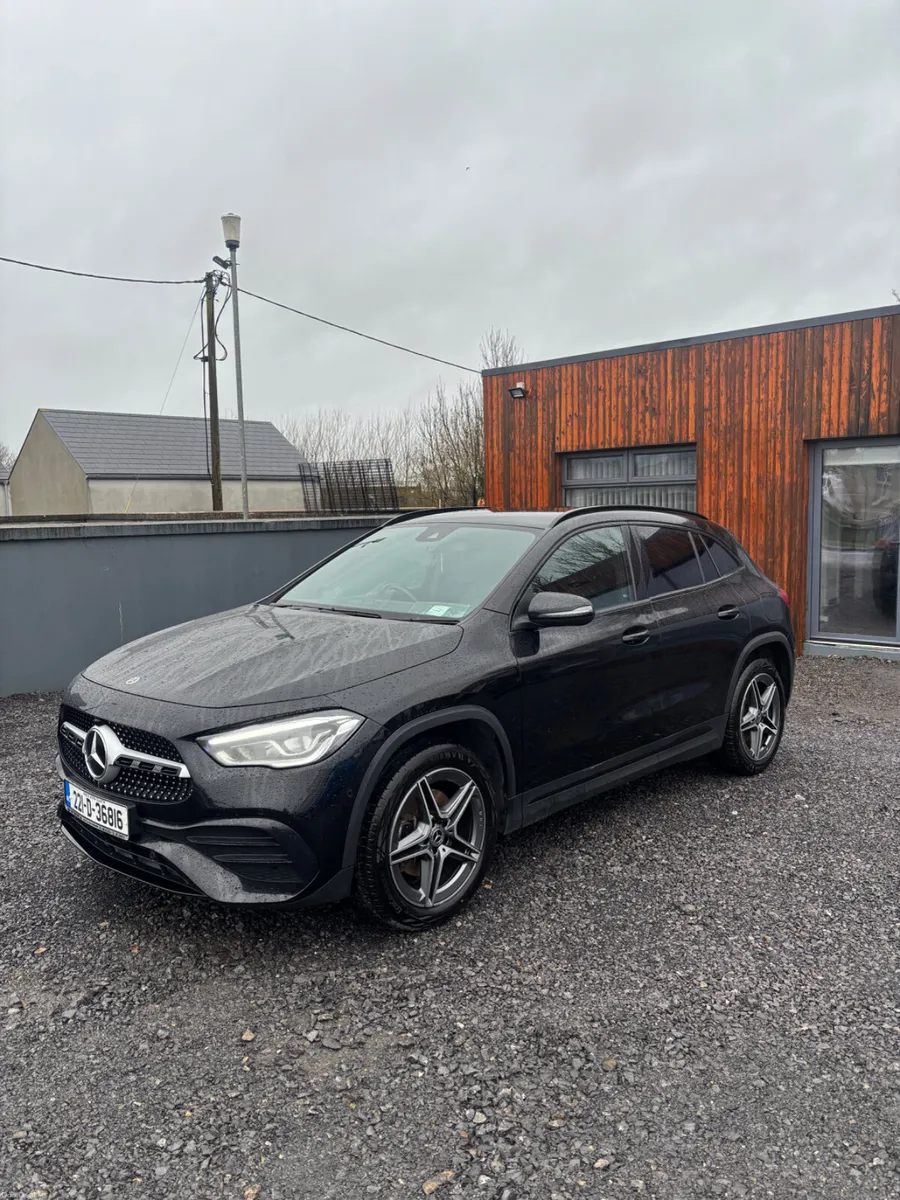 Mercedes-Benz GLA 2022 - Image 1