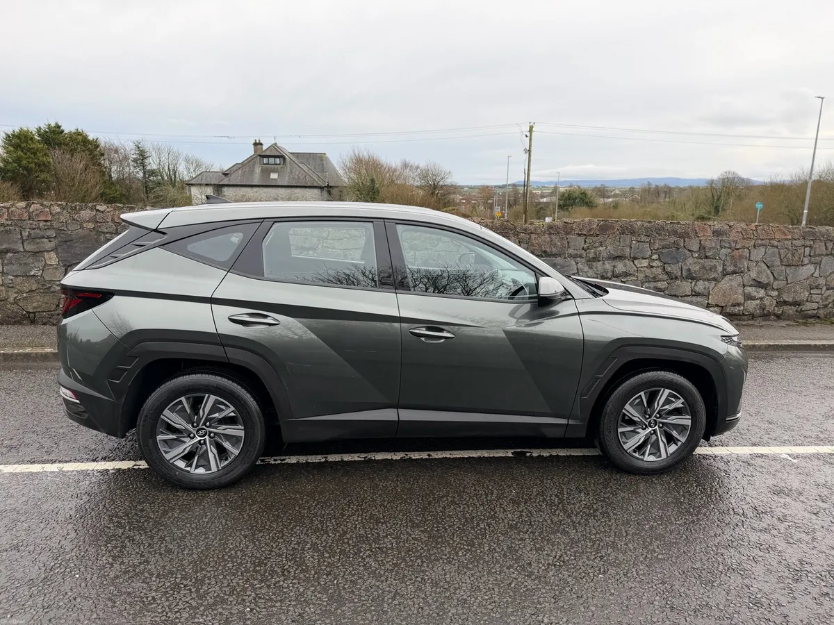 222 Hyundai Tucson - Image 3