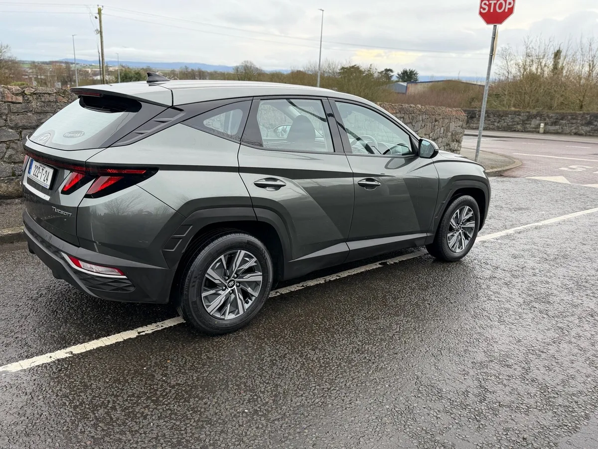 222 Hyundai Tucson - Image 4