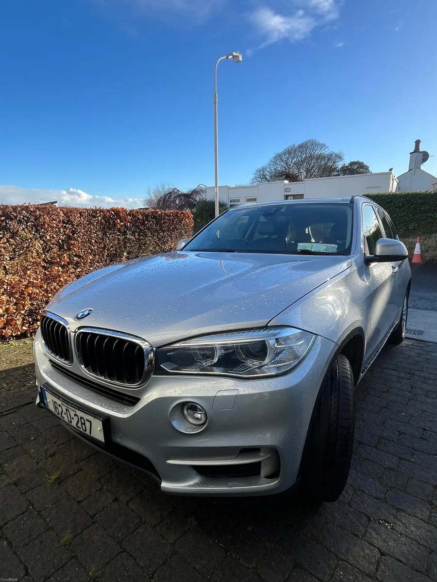 BMW X5 2016 XD30D SE 7 SEATS - Image 2