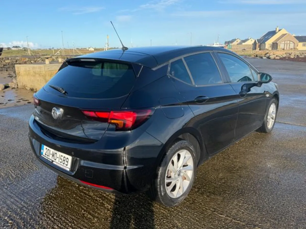 Vauxhall Astra 1.5 SE Turbo D 5DR - Image 4