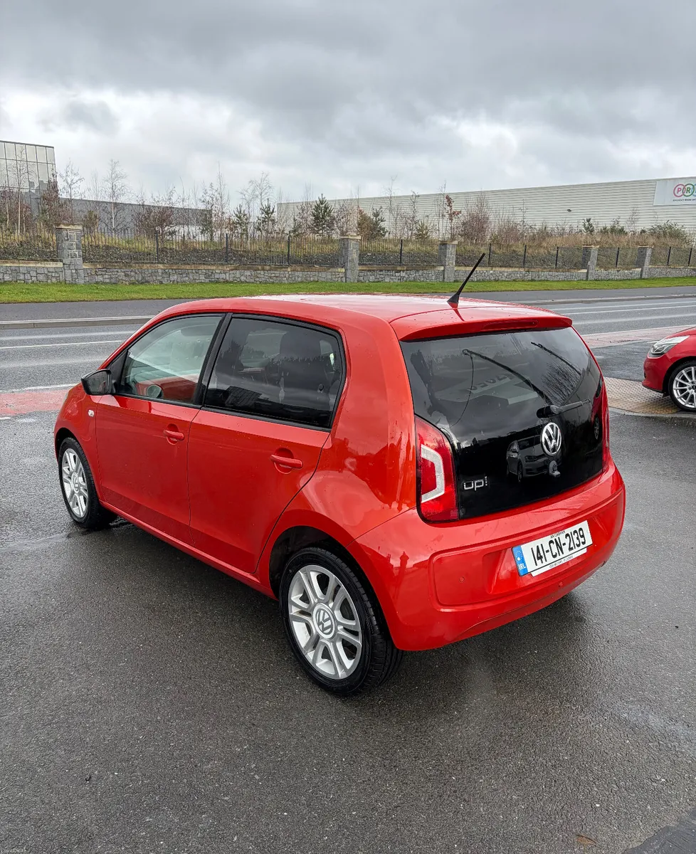2014 Vw Up 1.0 petrol Auto LOW KMS - Image 4