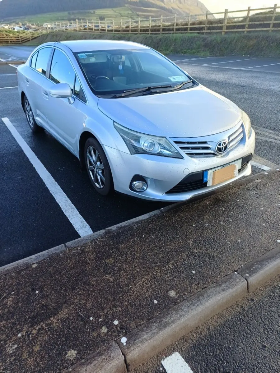 Toyota Avensis - Image 1
