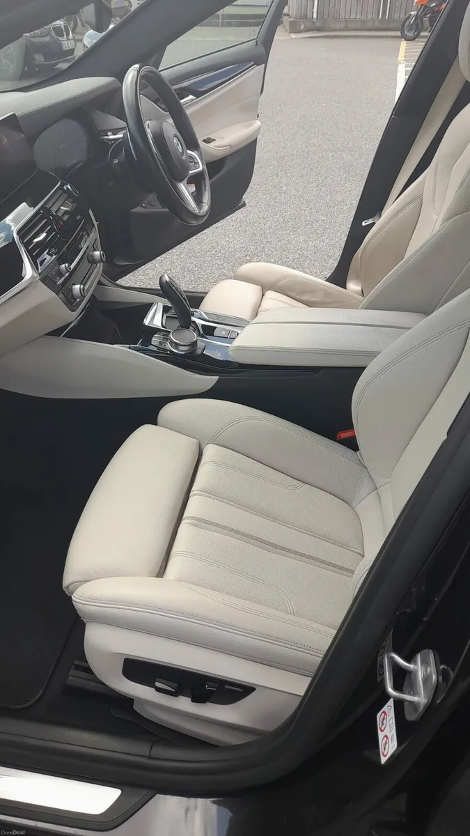 BMW 530e M sport hybrid - Image 3