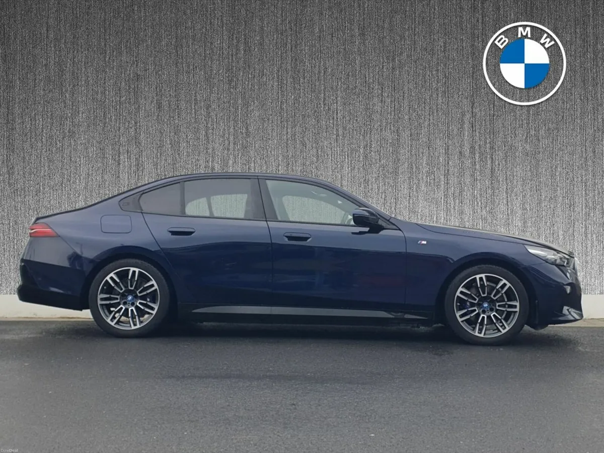 BMW 5-Series 530e M Sport - Image 3