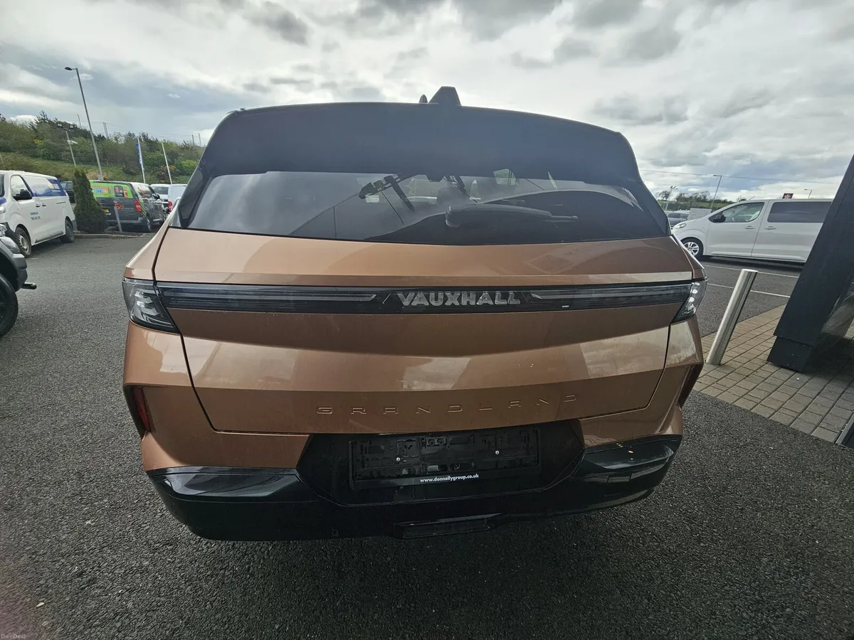 Vauxhall Grandland Electric Hatchback GS - Image 4