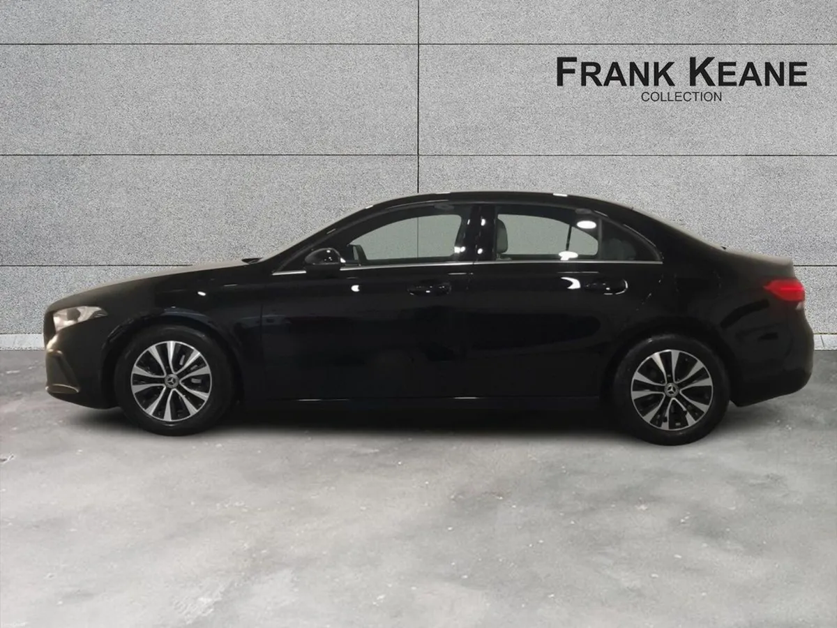 Mercedes-Benz A-Class A 180 A/T Saloon Style - Image 4