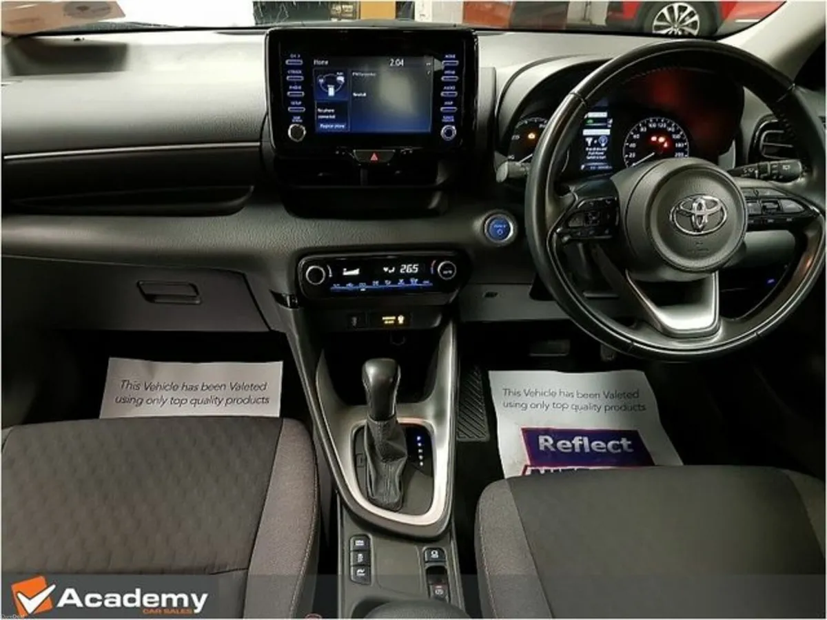 Toyota Yaris Hybrid Luna 4DR Auto - Image 2