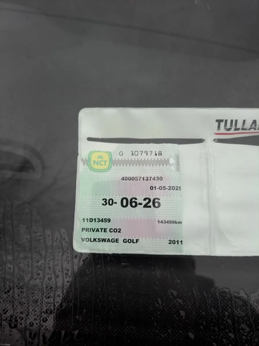 Volkswagen Golf 2011 - Image 2