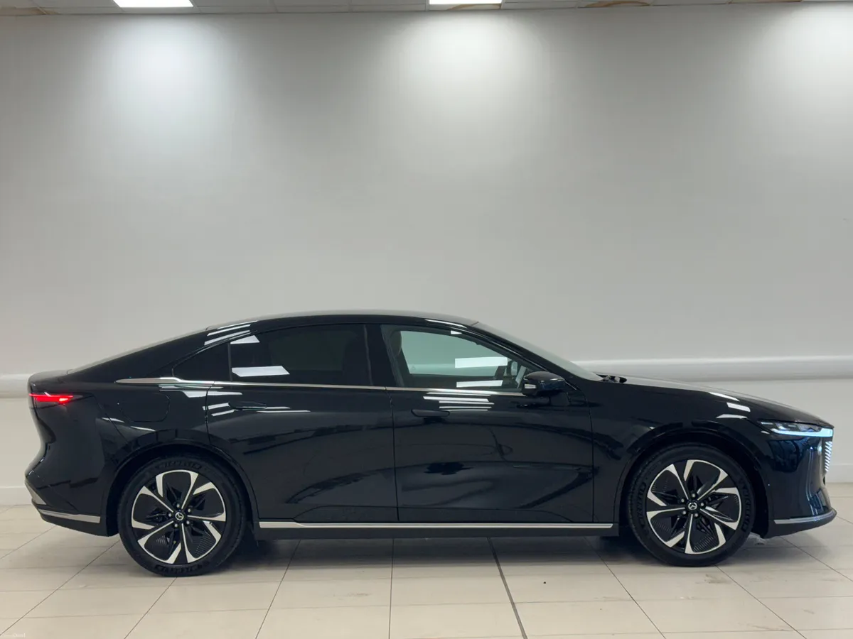 Mazda 6e - Image 2
