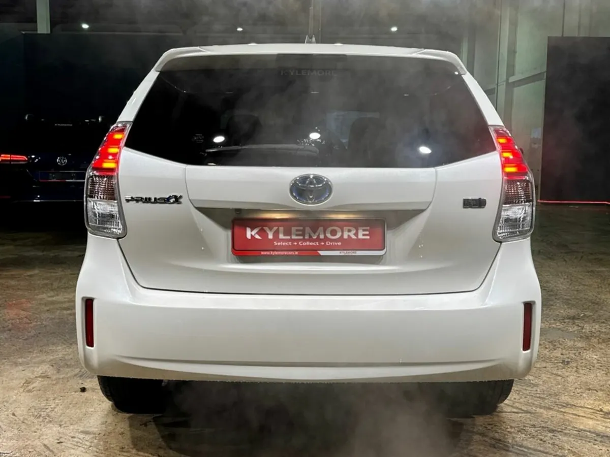 Toyota Prius AUTOMATIC 1.8L HYBRID - ESTATE - CRUI - Image 4