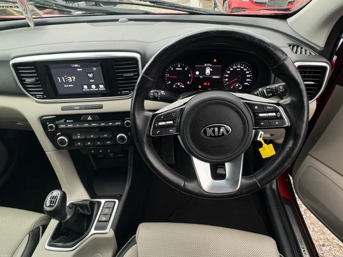 Kia Sportage K3 5DR, Touch Screen Infotainment Sys - Image 2