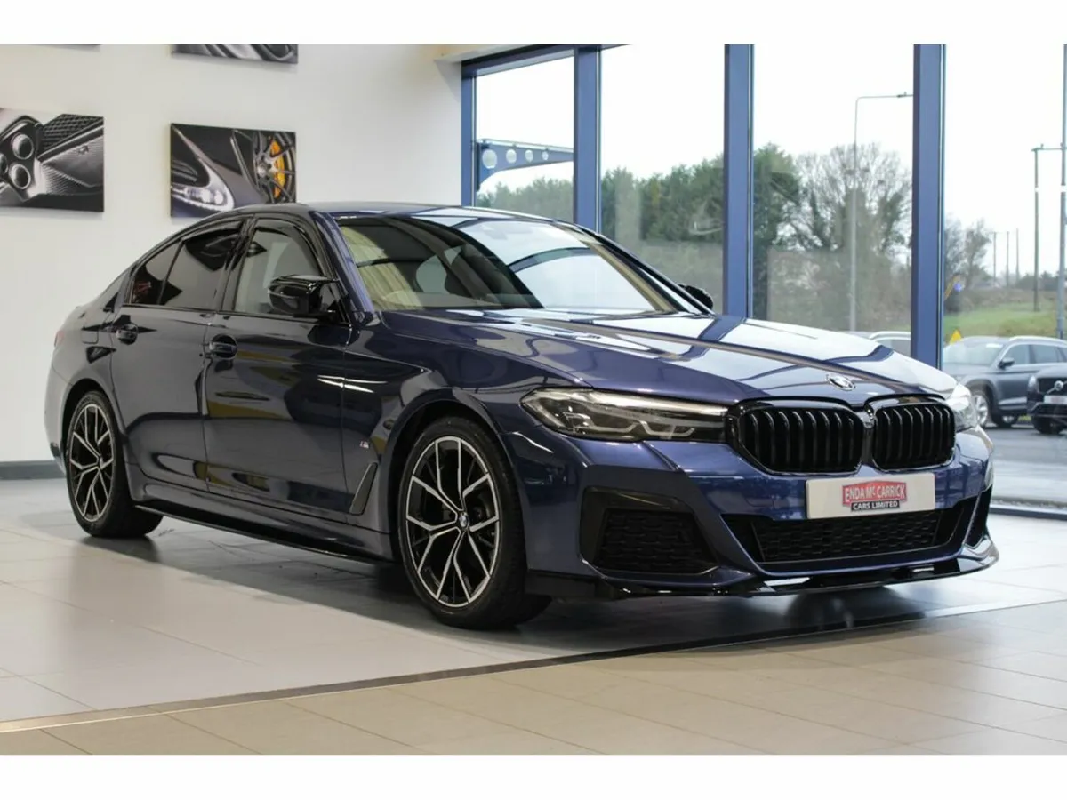 BMW 5-Series 520D M SPORT - Image 3