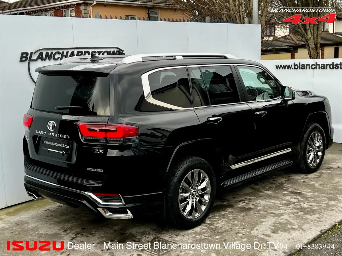 TOYOTA LANDCRUISER LC300 MODELISTA JUST IN STOCK - Image 2