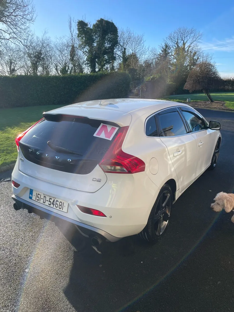 Volvo V40 R Design - Image 4