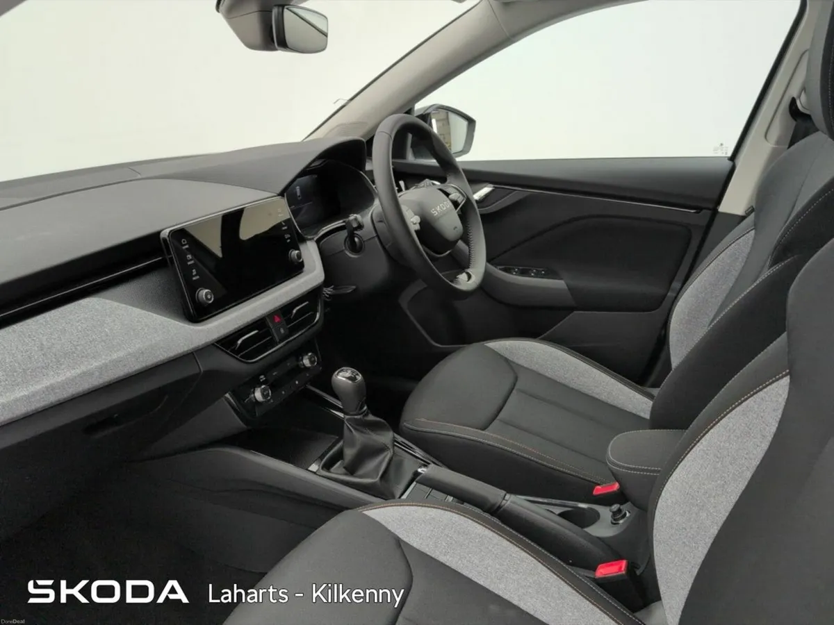 Skoda Scala SELECTION 1.0TSI 115HP EX DEMO - Image 4
