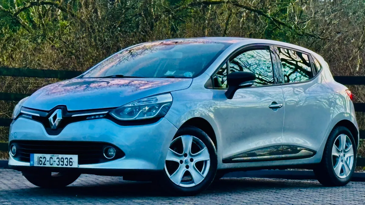Renault Clio 2016 Stunning car - Image 2