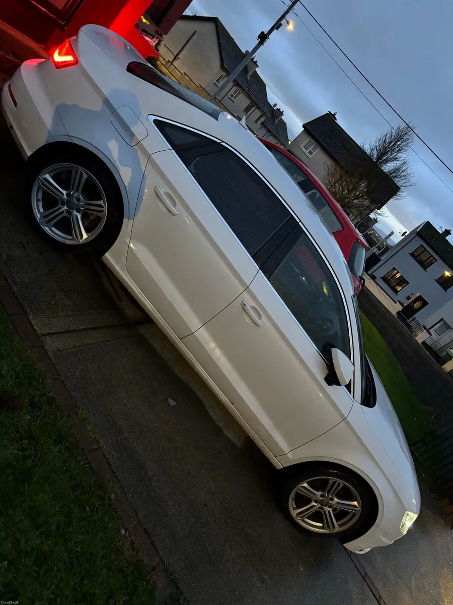 162 Audi A3 saloon automatic - Image 4