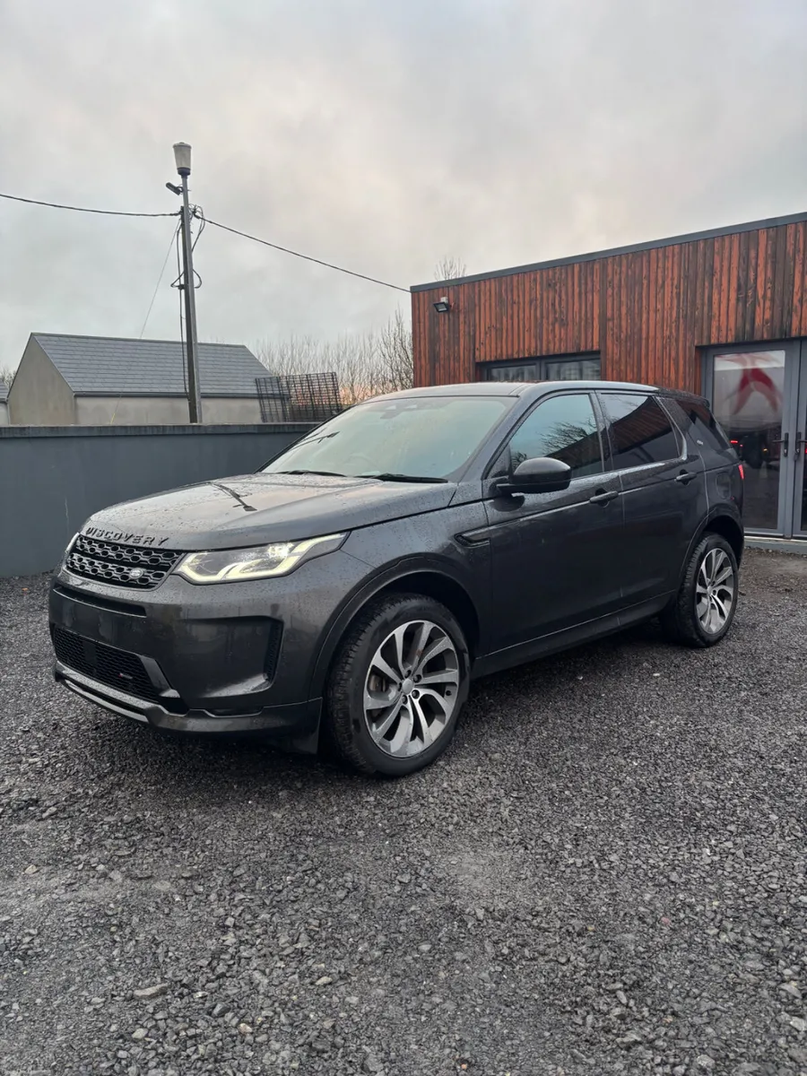 Land Rover Discovery 2023 - Image 1