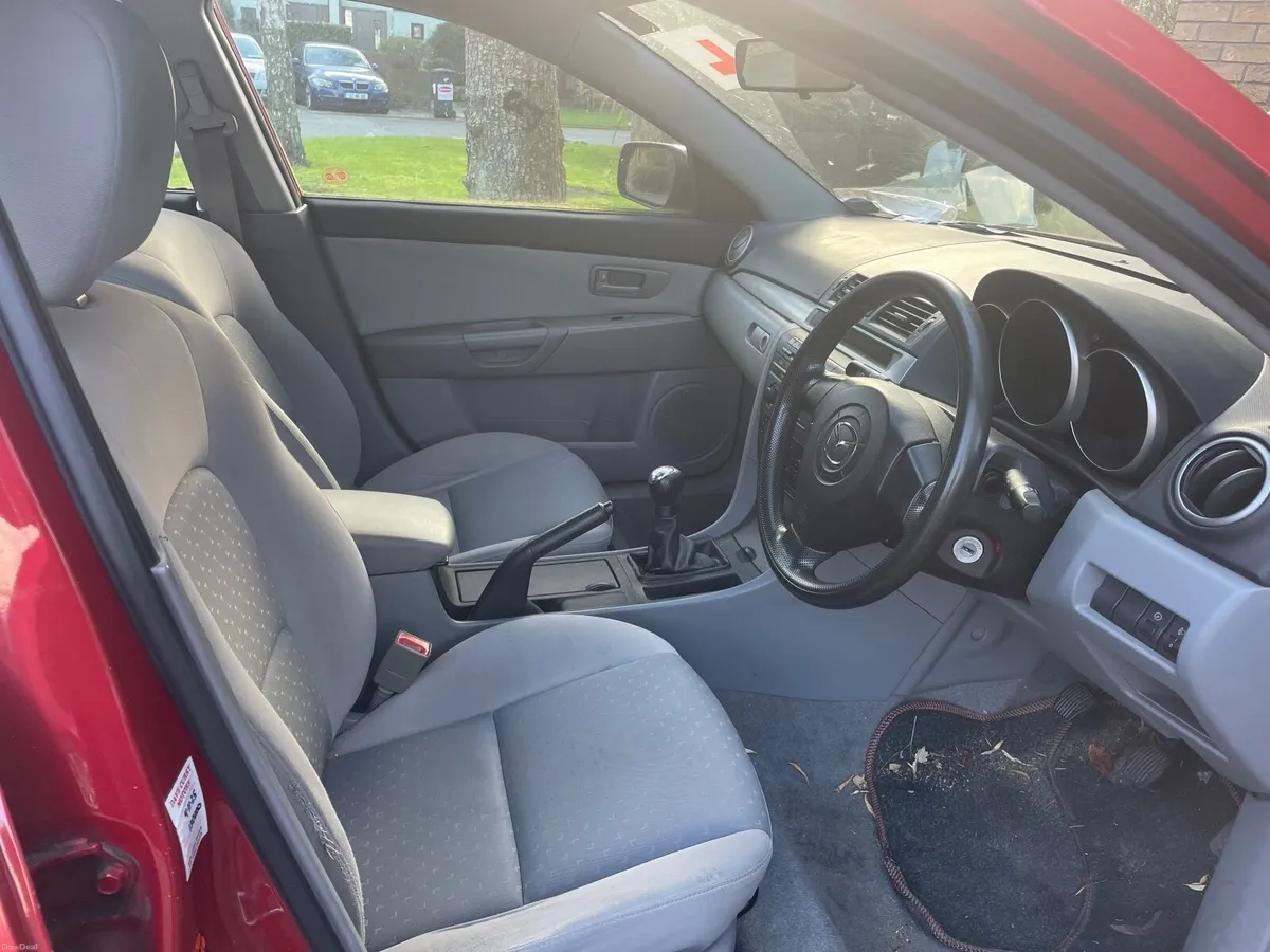 Mazda Mazda3 2005 - Image 4