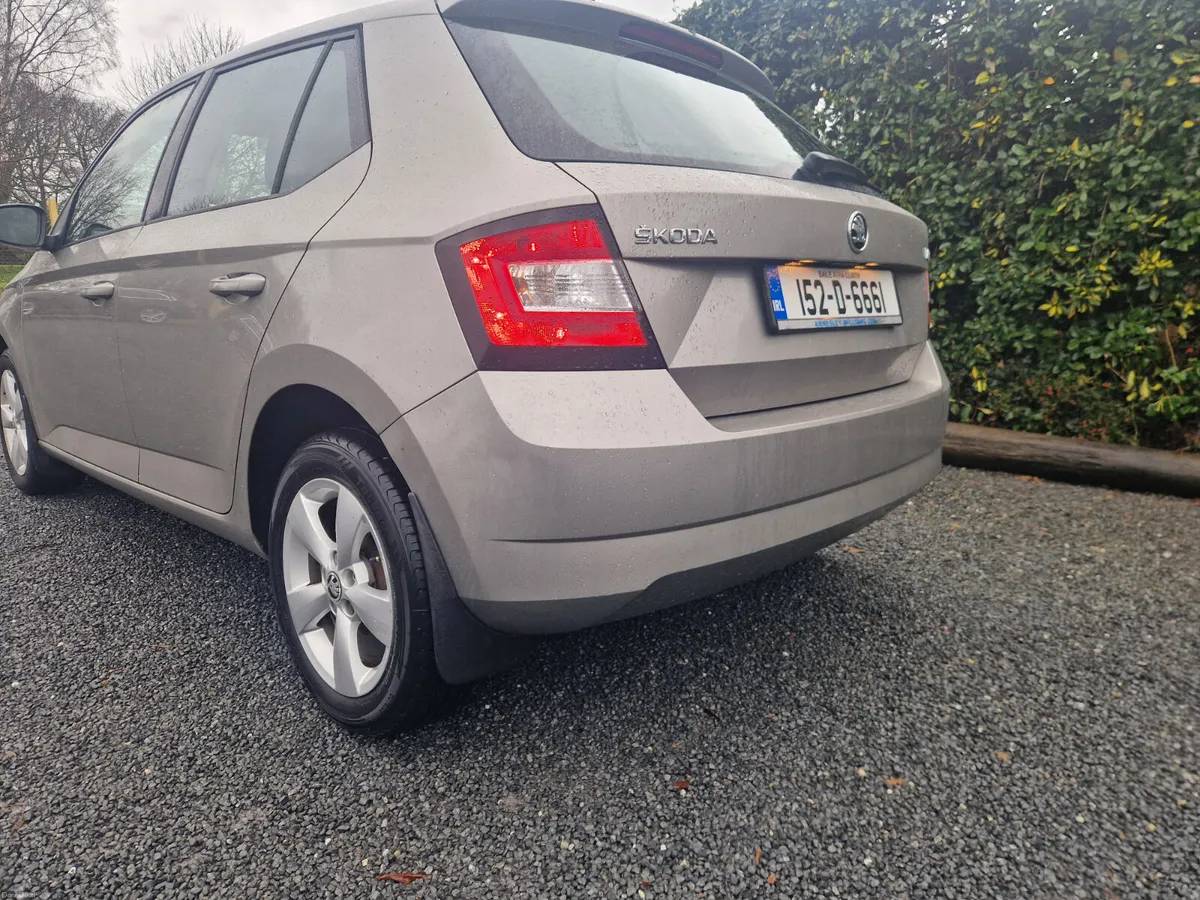 Skoda Fabia AMBITION 2015 - Image 2
