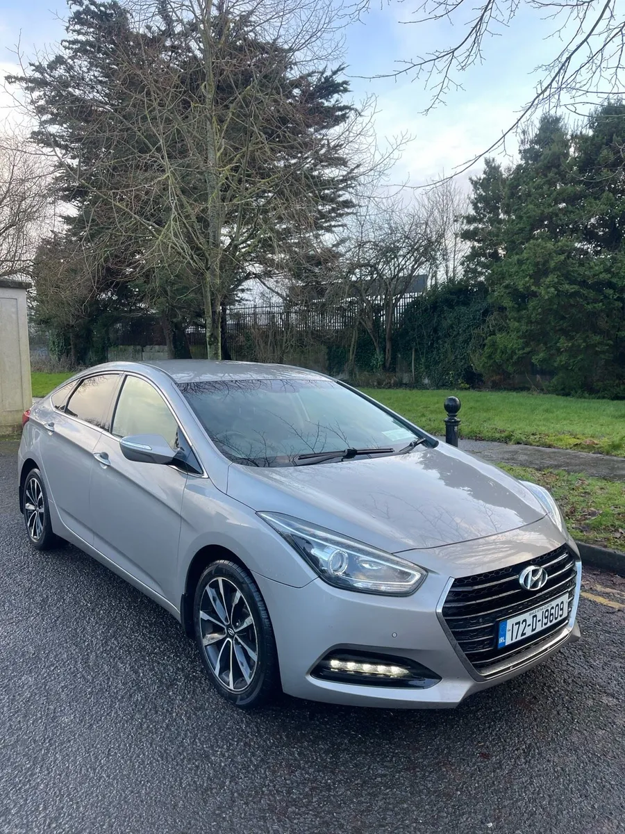 2017 Hyundai I40 Executive Model - Image 1