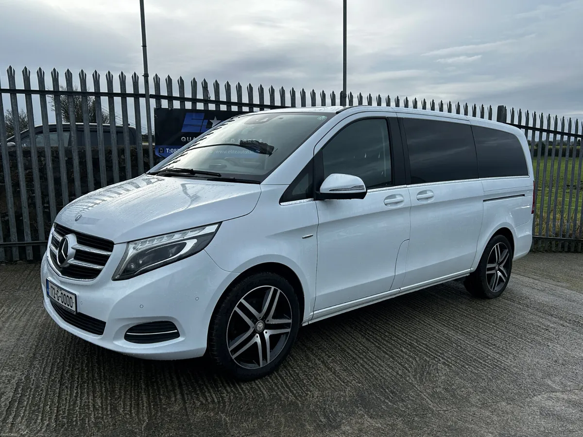 Mercedes Benz V220 Avantgarde LWB Automatic 2017 - Image 2