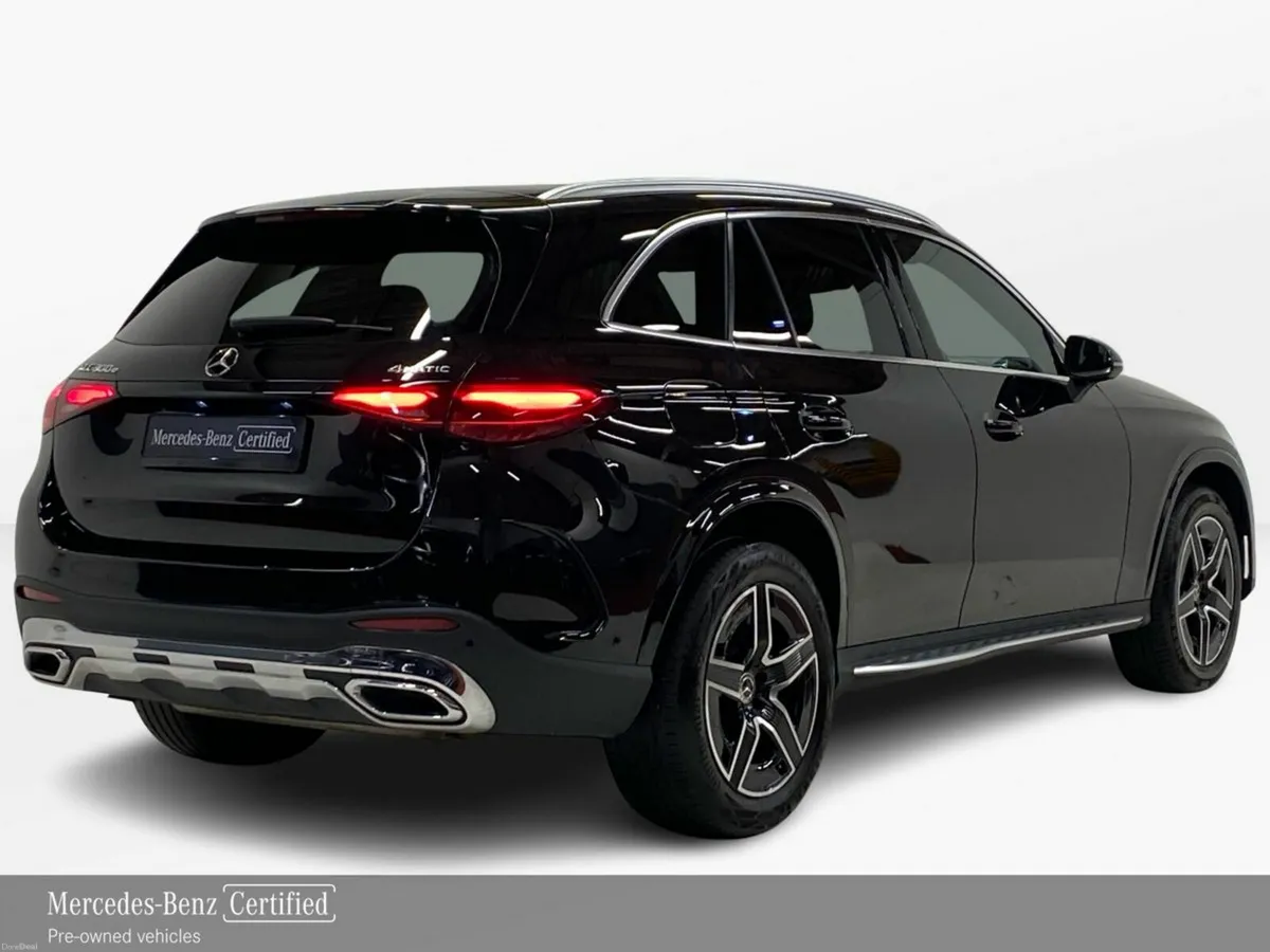 Mercedes-Benz GLC GLC 300 e 4MATIC AMG Line | Reve - Image 3
