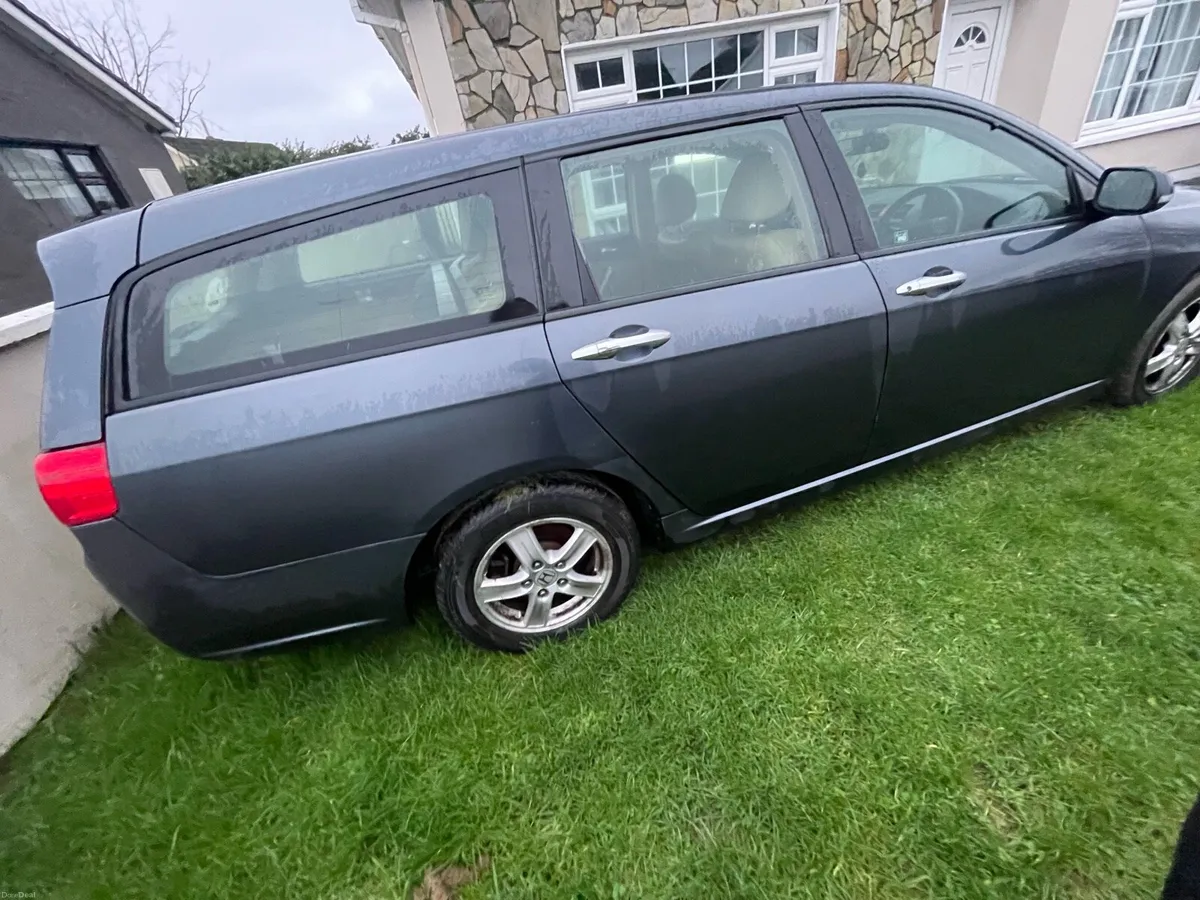 Honda accord - Image 2