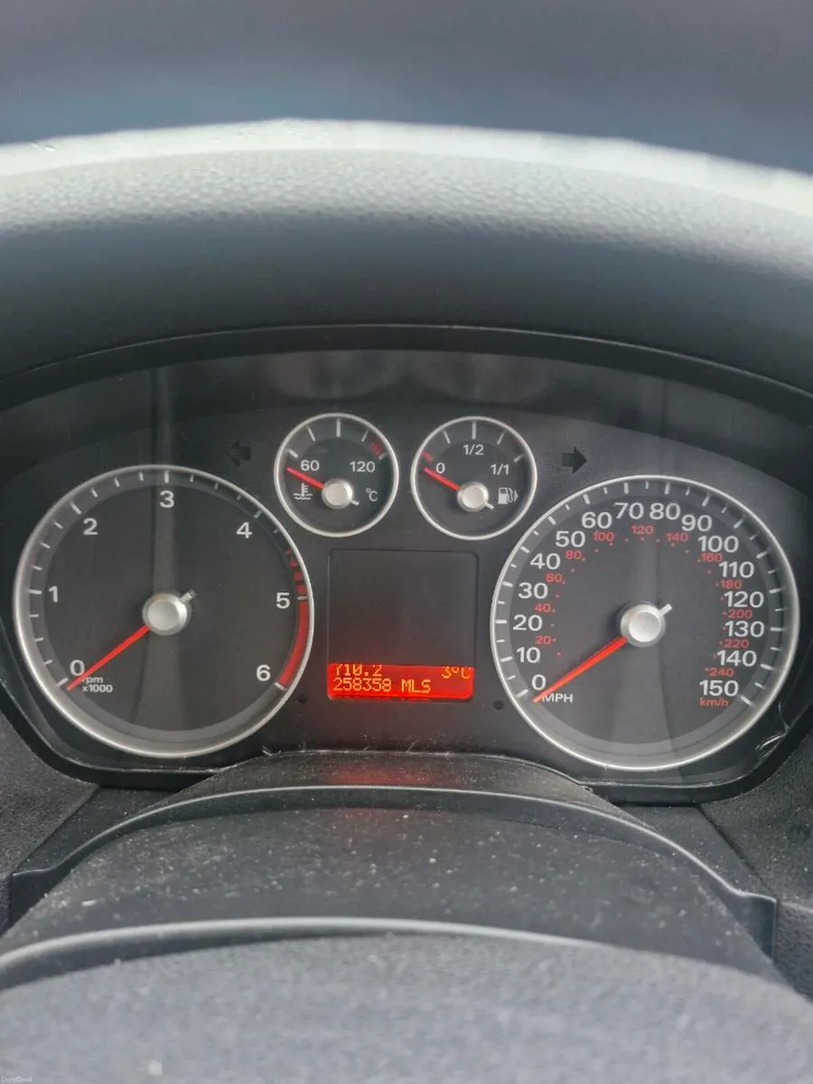 Ford Focus - Image 2