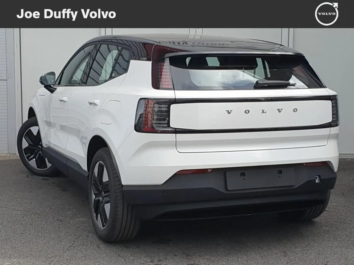 Volvo EX30 - Image 2
