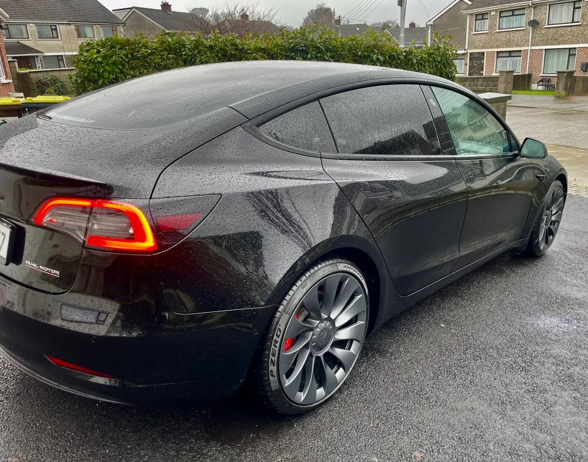 Tesla Model 3 Performance 2022 - Image 1