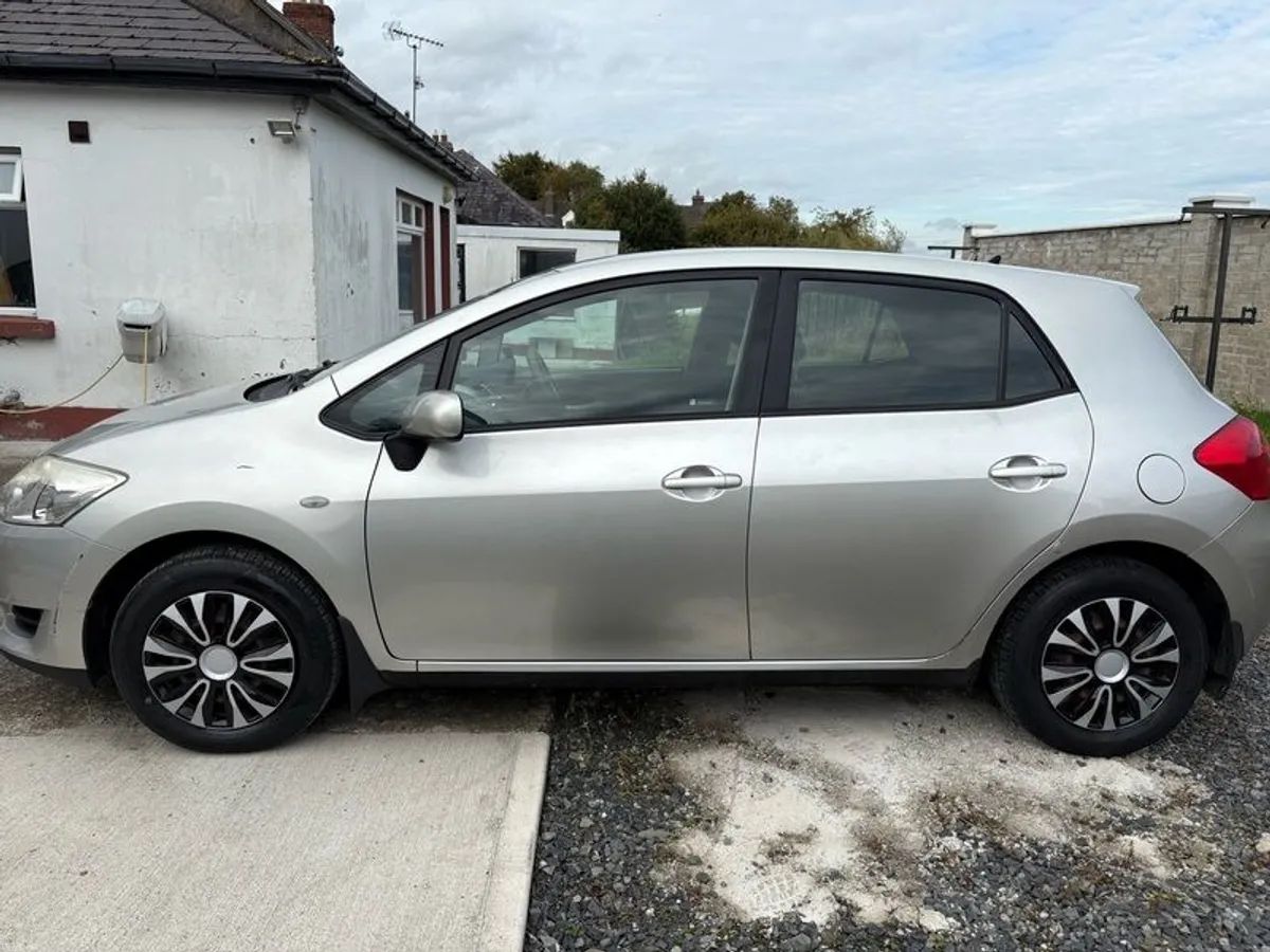 2008 Toyota Auris - Image 3