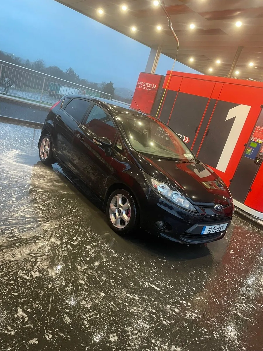 2010 Ford fiesta (deposit taken) - Image 1