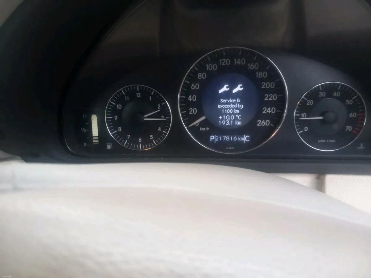 Mercedes CLK 1.8 Petrol Automatic - Image 4