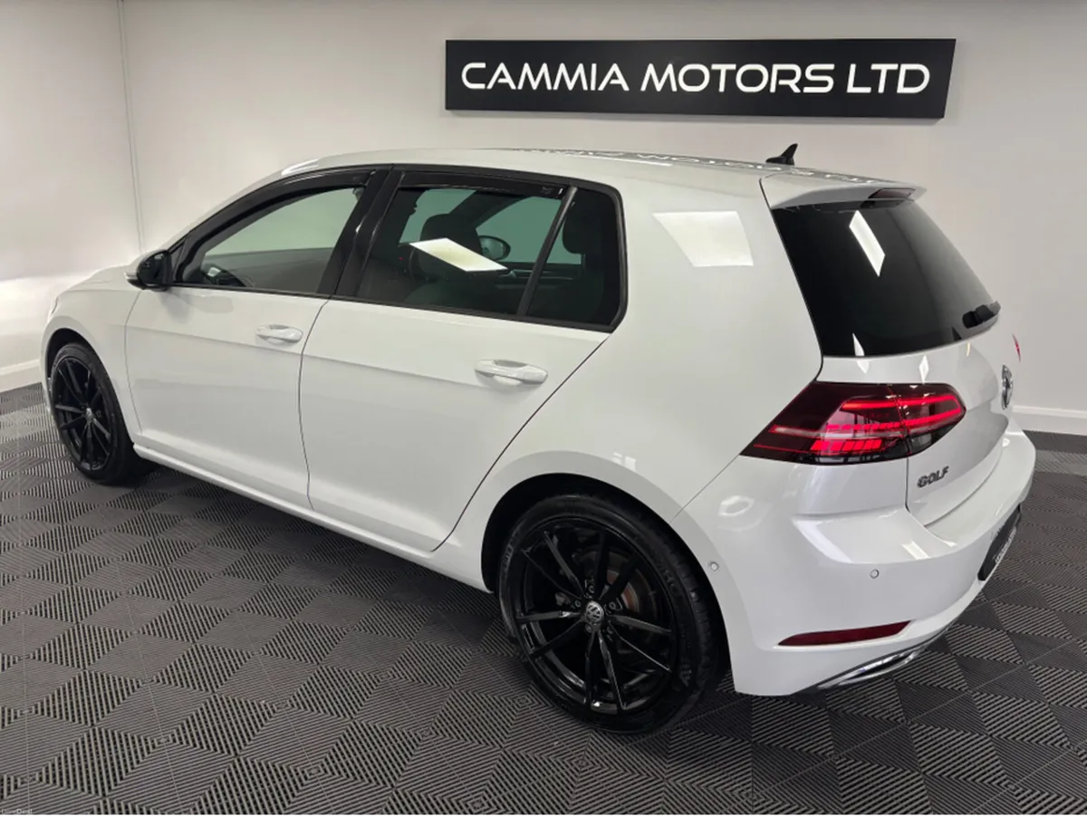 Volkswagen Golf *VOLKSWAGEN GOLF TSI* *LOW MILEAGE - Image 3