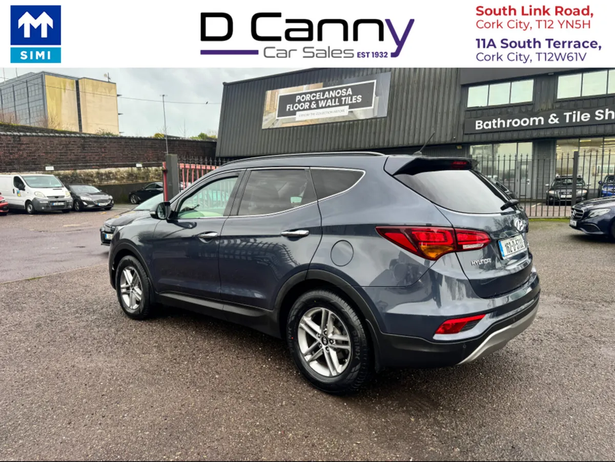 Hyundai Santa Fe 2WD EXECUTIVE AUTOMATIC 5DR AU - Image 5