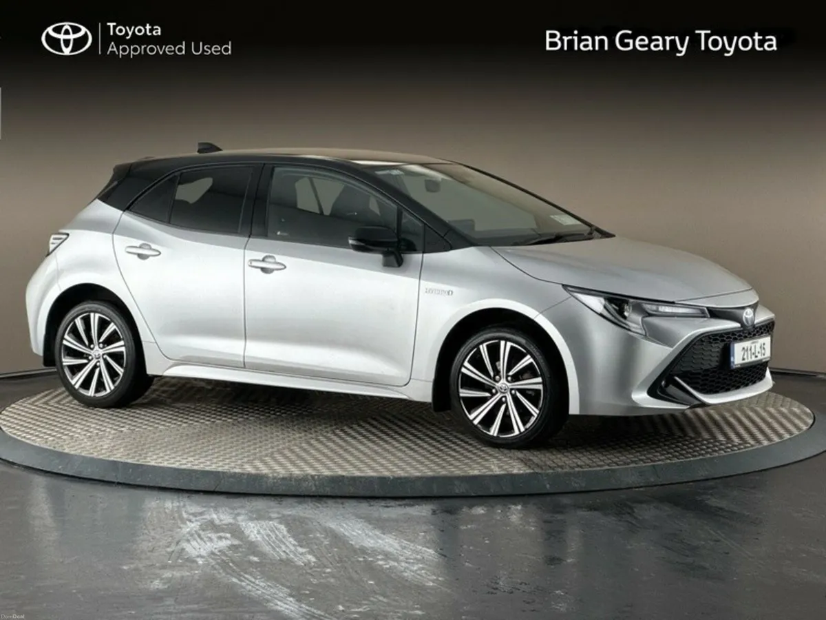 Toyota Corolla HYBRID LUNA SPORT H/B - Image 1
