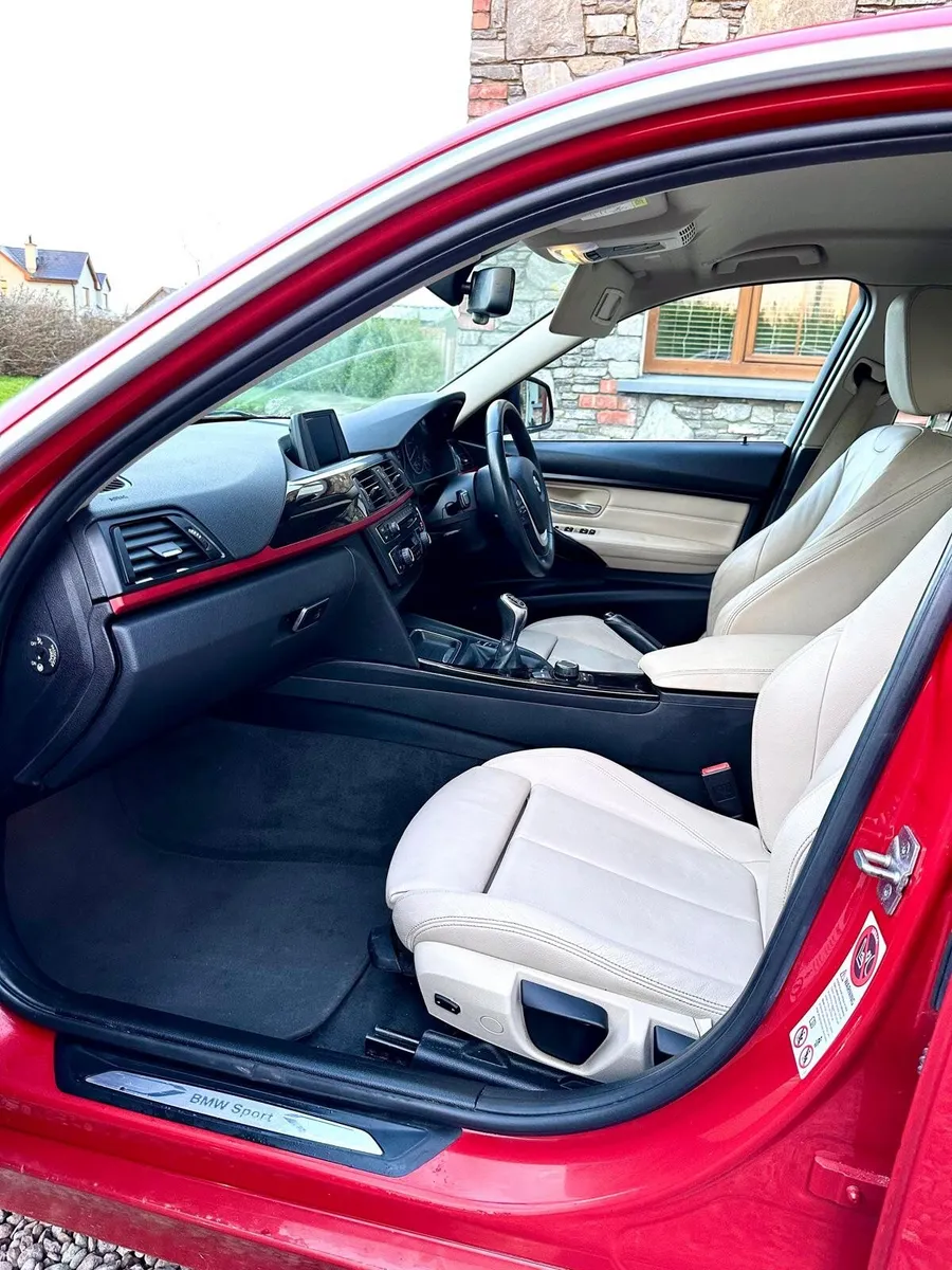 BMW 3-Series 2014 - Image 3