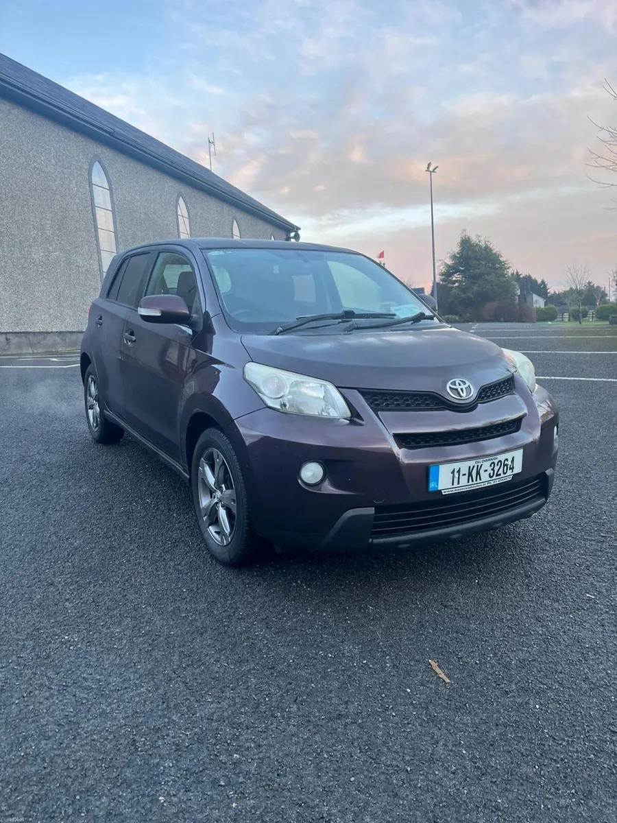 2011 Toyota Auris Urban Cruiser diesel - Image 1