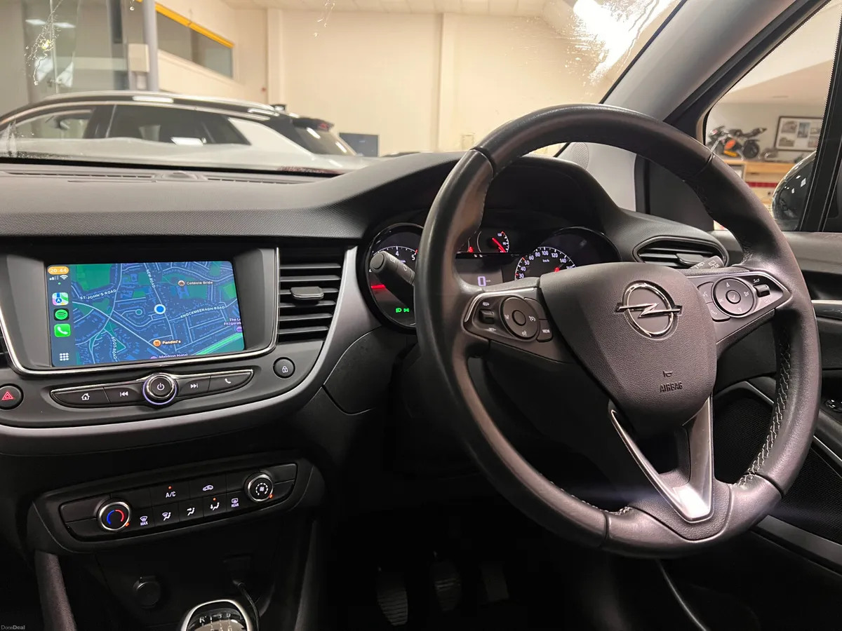 *Only 12000 Kms* As New Petrol Manual High Spec 20 - Image 4