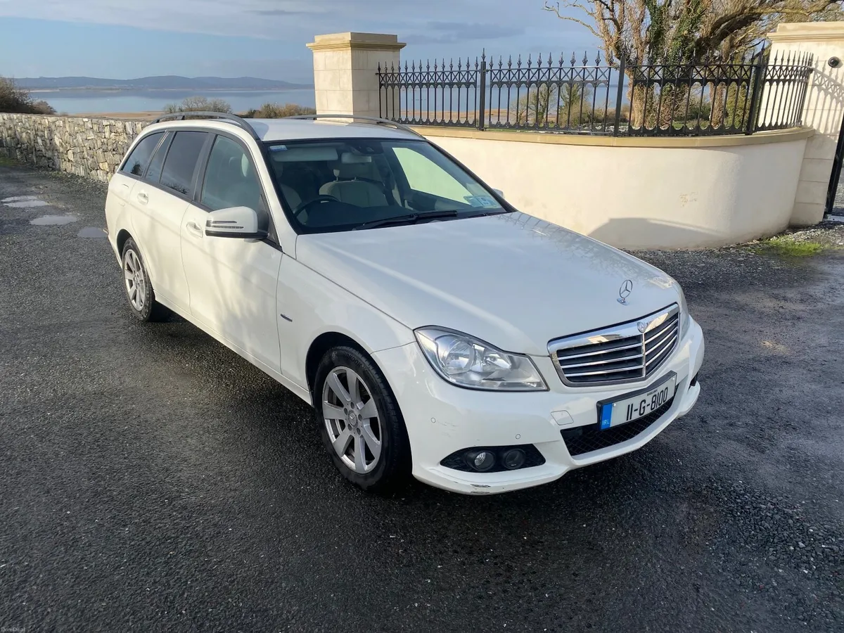 Mercedes-Benz C-Class 2011 - Image 1