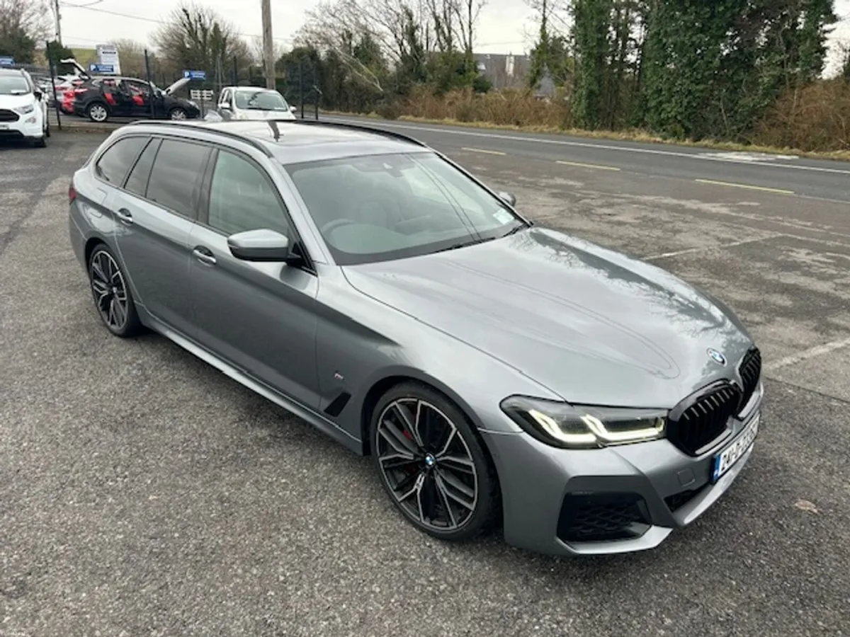 BMW 5-Series 520d M Sport Auto 265Bhp Touring Pano - Image 2