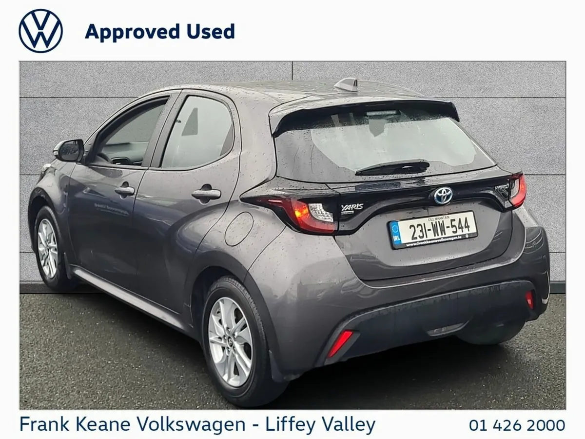 Toyota Yaris LUNA 1.5 HYBRID *ONE OWNER* *IRISH CA - Image 3