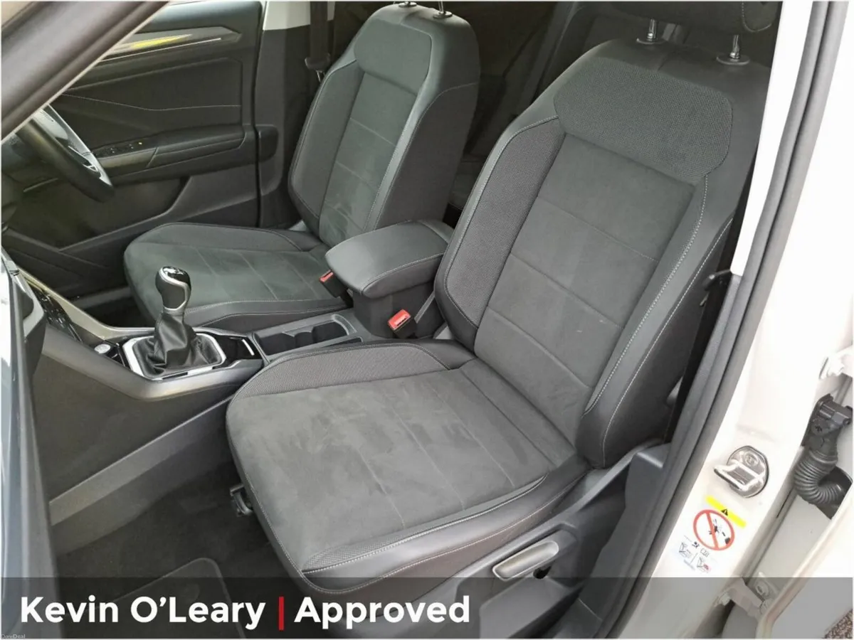 Volkswagen T-Roc 1.0 TSi STYLE PLUS - Image 4