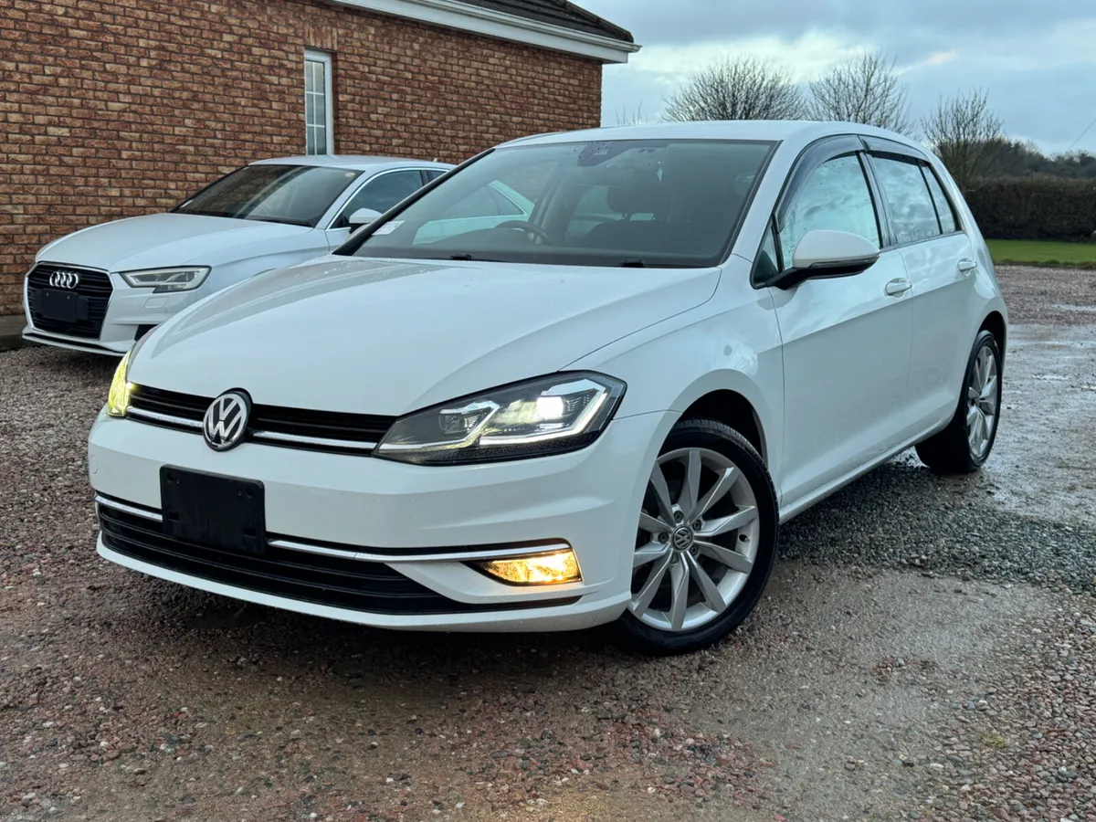 181 Volkswagen Golf Comfortline 1.2 DSG - Image 2