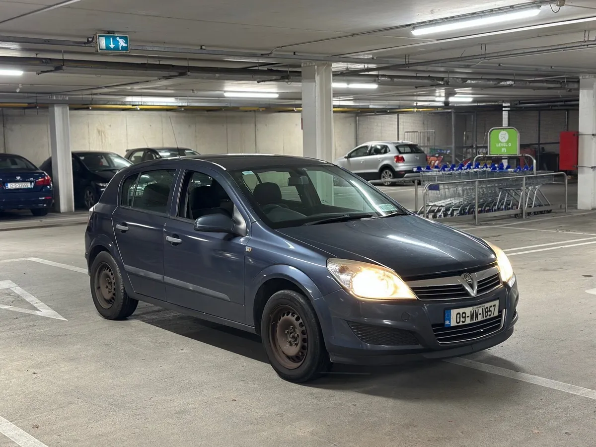 Vauxhall Astra €1200 - Image 2