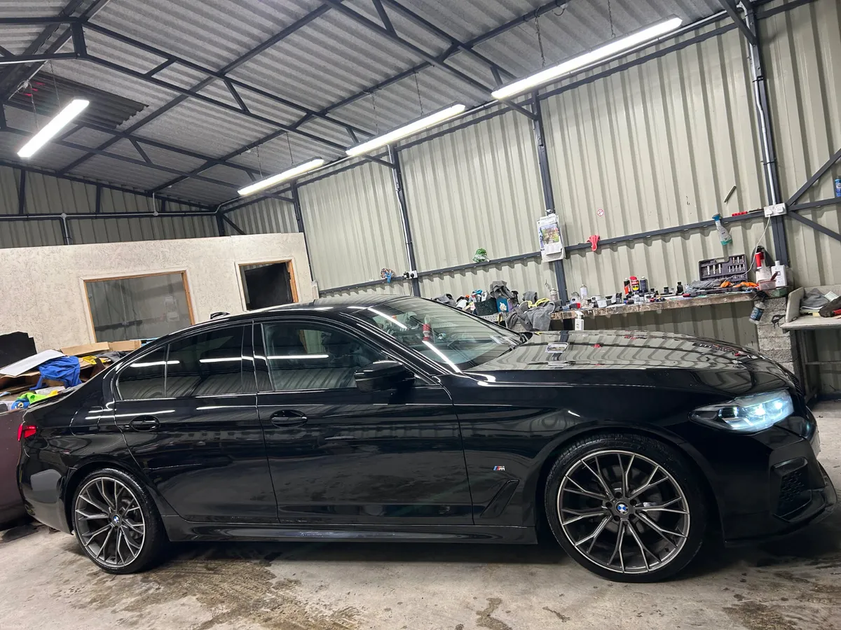 2022 BMW 520D MHT LCI M SPORT VRT INCUDED - Image 3
